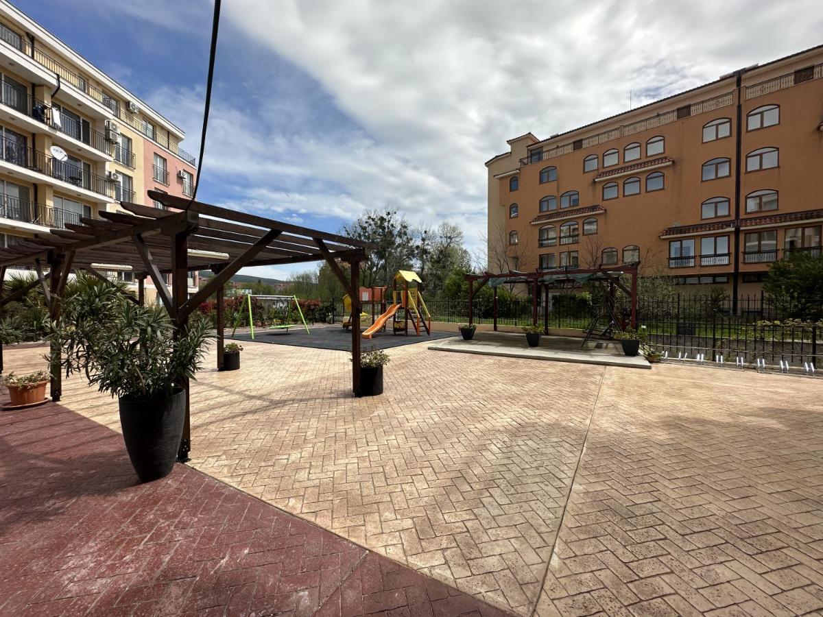 Cozy apartment Słoneczny Brzeg Zewnętrze zdjęcie